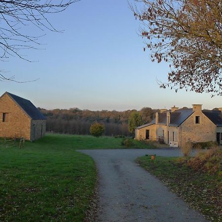 Le Nid D'Hirondelles - Chambres D'Hotes Plougoumelen Bagian luar foto