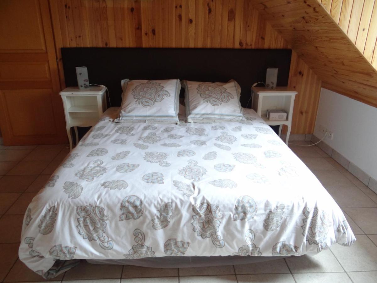 Le Nid D'Hirondelles - Chambres D'Hotes Plougoumelen Bagian luar foto